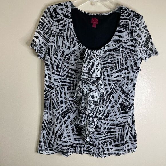 212 Collection| Ruffle| Lightweight| Has Stretch - Picture 5 of 11